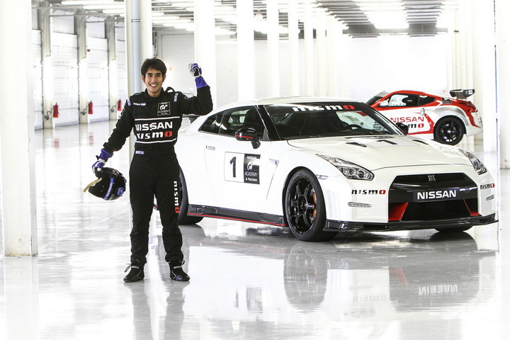 iamcar_Nissan GT academy2